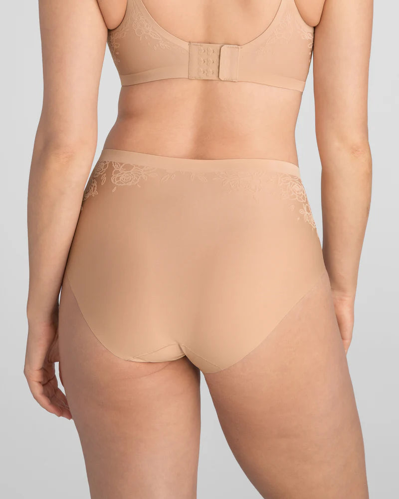 Silhouette Roses Brief